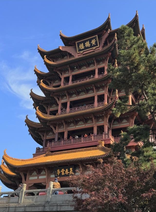 广州人逛了长沙和武汉，直言不讳：长沙和武汉人根本是两种活法！