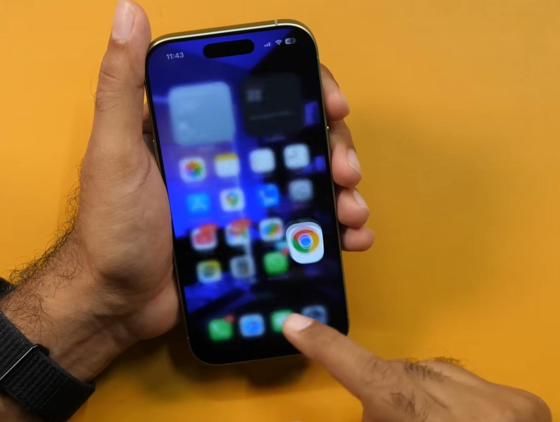 苹果17_ iPhone 17性能发热情况分析 _iPhone 17评测 标准版高刷屏体验