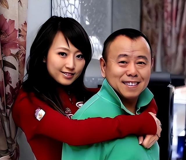 68岁潘长江豪宅名车无数，晚年却为42岁女儿愁白头，真相泪崩！