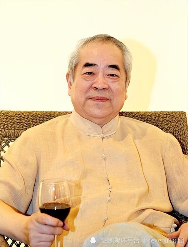 一个贪财一个好色？老夫少妻的“残酷”在87岁的范曾身上应验了