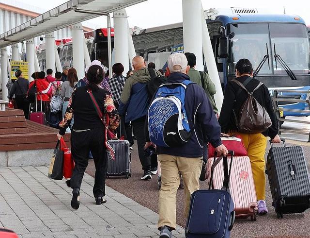韩国旅游要上天？韩国旅游业为啥这么依赖中国市场？真相让人无语
