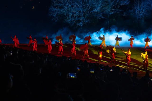赴约吗？印象大红袍的精彩，今夜依旧