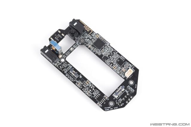 PWNAGE Trinity CF碳纤维无线鼠标评测