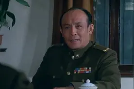 黄百韬把杂牌逆袭成嫡系王牌，赫赫战功全是人民鲜血图片