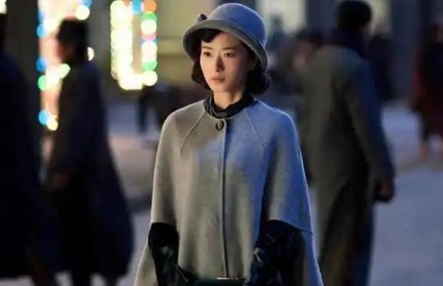 因长的太漂亮，七次拒绝导演“要求”被雪藏，43岁终凭实力走红
