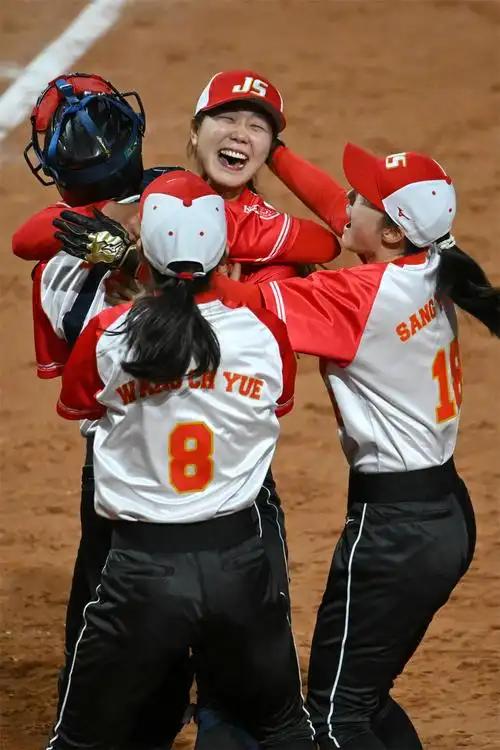 今日要闻！11月19日晚上七点前，刚刚发生的最新消息！