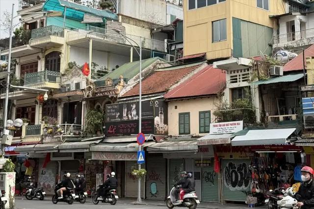 到了越南被震住，我在河内小镇，仿佛穿越回90年代！