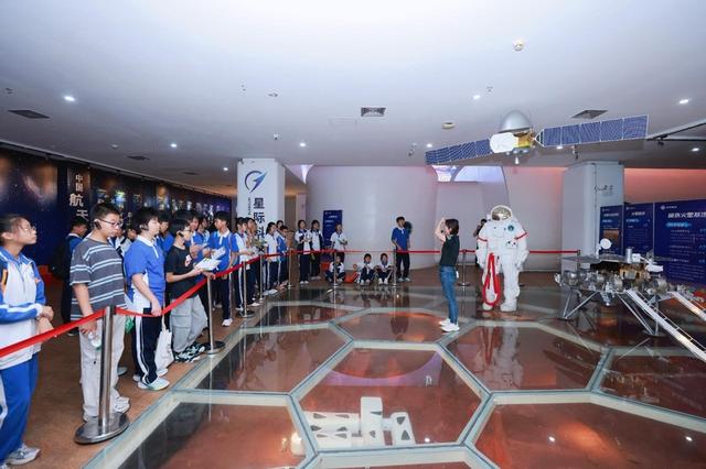 坪仔C游记研学新程启程 解锁“低碳+航天”双维探索