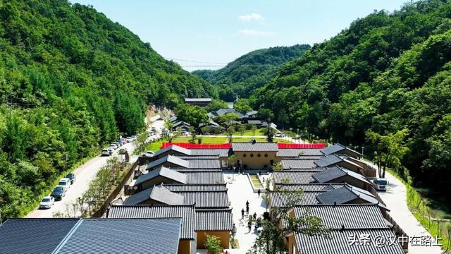 酷暑难耐？躲进宁强「山水秘境」，解锁23℃的清凉夏天~