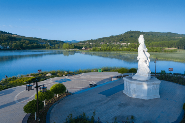 巧盼君至 | 山水画卷 陇南瑰宝：西和晚霞湖 共醉半湖流彩云霞！