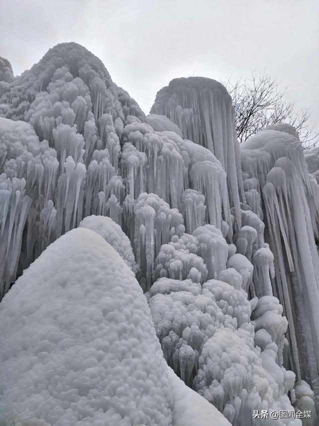 冬日江山美如画 秦岭冰瀑醉游人