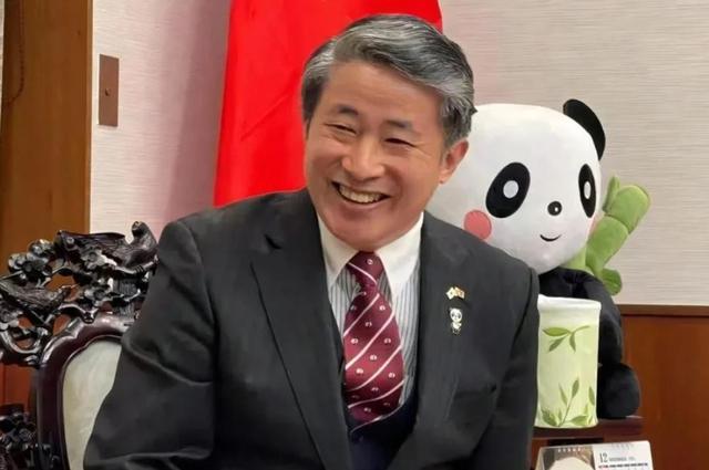 中方发“斩首”警告后，不到24小时，高市早苗表态了：言辞失当