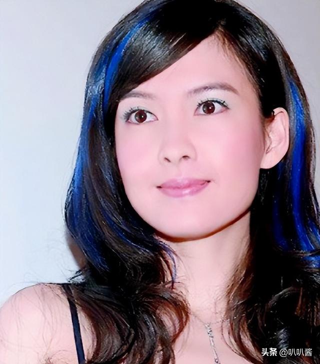 58岁10亿身家，34年感情长跑，8次背叛，这就是玉女守卫的爱情？