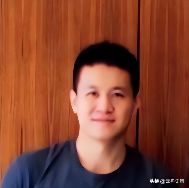 父亲是前外交部部长，妻子是阎维文女儿，他却拒绝父辈光环靠自己