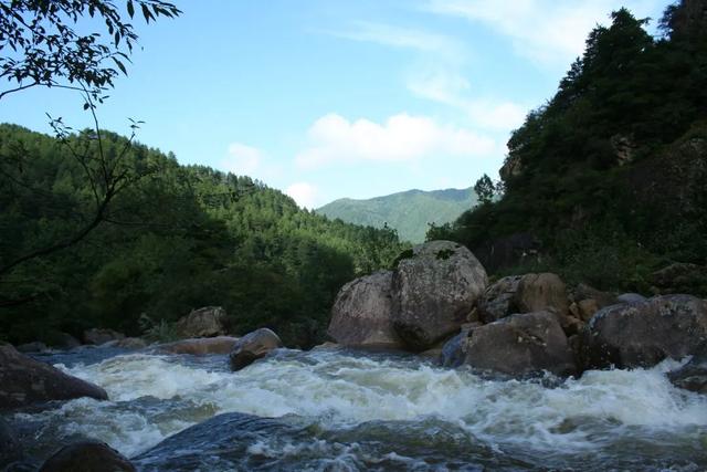 秦岭深处，邂逅两当清凉之境