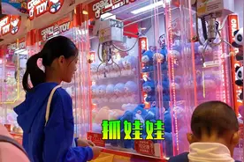 抓娃娃：一场童年的快乐竞技图片