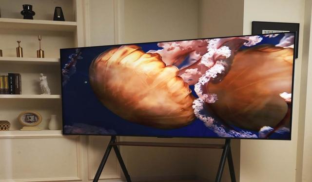 实测 TCL T7L Ultra：怎样的表现能称得上“抗反光电视扛把子”？