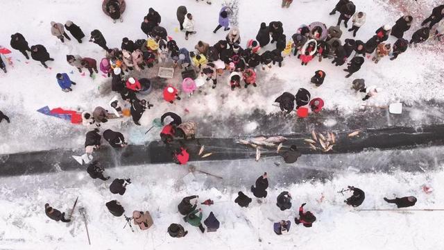 飞雪沐泉 乐享白山——2025“长白山之冬”冰雪旅游季启动