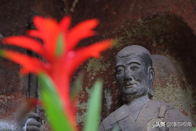 巴蜀石窟：内江东林寺摩崖造像