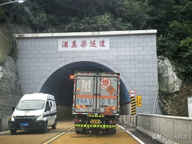 沟通陈仓道和褒斜道的连云栈道，到底藏着多少秘密，听我一一道来