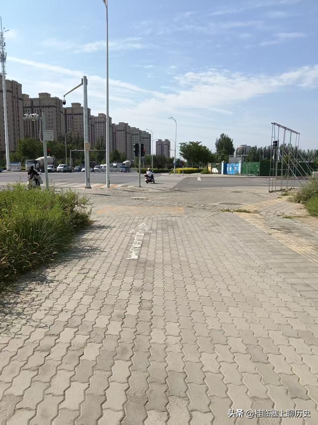 威观宁夏：银川“满城尽是戴头盔”，那路什么时候还回来？