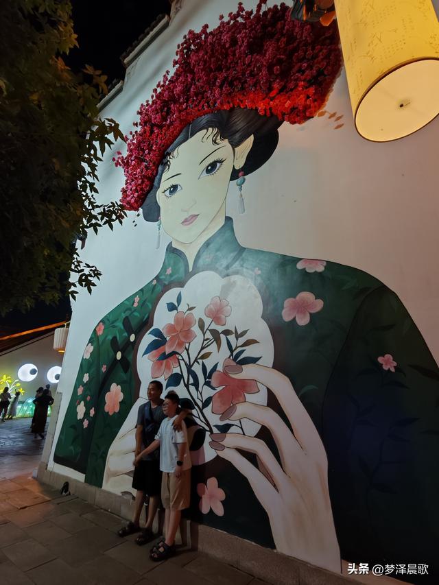 湖北云梦：万盏华灯映水街 祥云湾畔夜未央