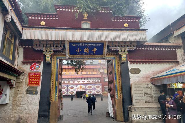 拉萨市：走进小昭寺