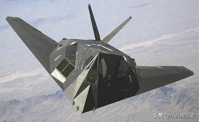 F-117没装雷达还能精准打击？靠的是啥黑科技？