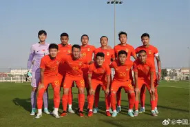 国足热身赛5-1取胜阿联酋乙级球队，扬科维奇：热身赛目的是储备体能；武磊：现阶段过程比结果重要图片