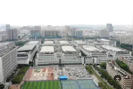 广东最大的十个工厂 1.华为（松山湖工厂） 2.伯恩光学（惠州工厂）图片