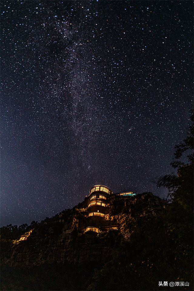 小雪丨崖壁冰瀑、高空雪景……潭溪山壮美冬景进入倒计时→