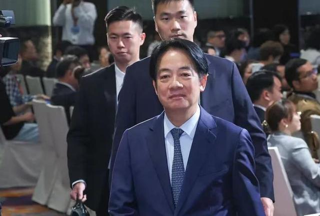 特朗普台海摊牌	，东部战区MV惊现武统信号！美军战略收缩保卫本土