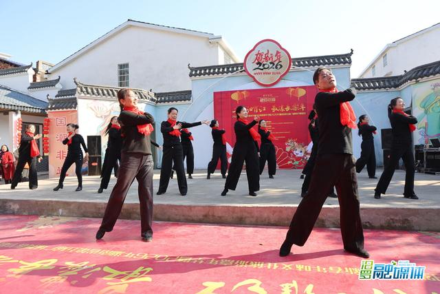 跟着非遗逛古镇，伴着舞步迎新春！汨罗长乐文旅嘉年华火热开启