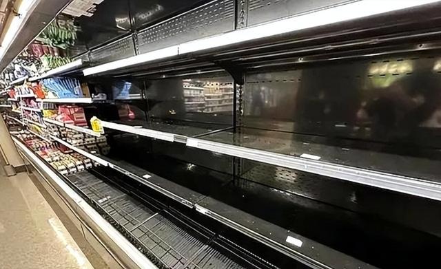 美欧关税战正式开打！特朗普先出招，他断定：欧盟绝不敢倒向中国
