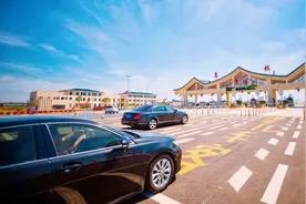 老司机总结，跑完高速才看清增程和插混差距，买错车天天当冤大头图片