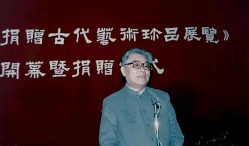 他曾提拔过温总理，官至正部级，特殊时期被关押五年半，享年88岁