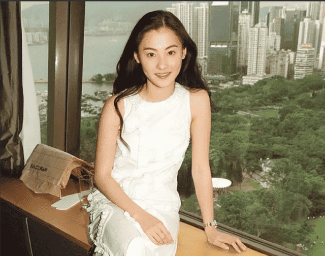 狐狸尾巴藏不住、撒谎成性、风流潇洒的张柏芝，被陈晓东撕下体面