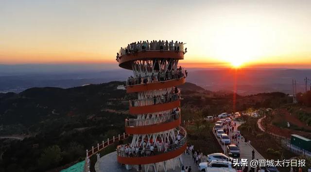 来晋城 过夏天丨一起去樊山天街凉快一下！