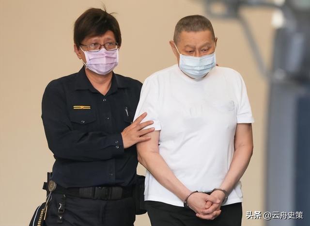 包养情人无数，娶初中同学女儿为妻，玩老婆闺蜜，嗜色如命的富豪