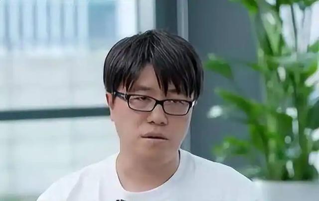 中国天才被美200万“挖走”,毕业就回国,如今出手就是世界第一