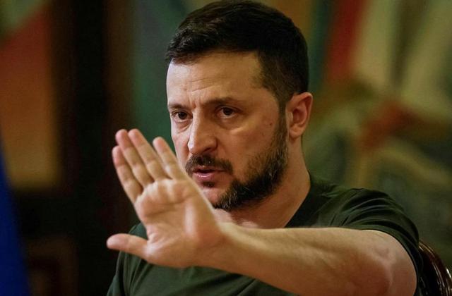 翻脸比翻书快！泽连斯基突然通知中国，准备迎接乌克兰的最新制裁
