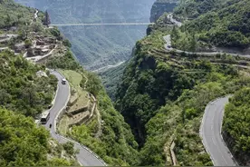 五一假期，林州太行大峡谷我也去了，但我并未堵在里面。图片