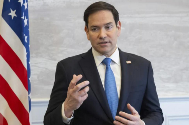 川普闯大祸,中方连发三个停止,美国国务院发火,要求中方必须暂停