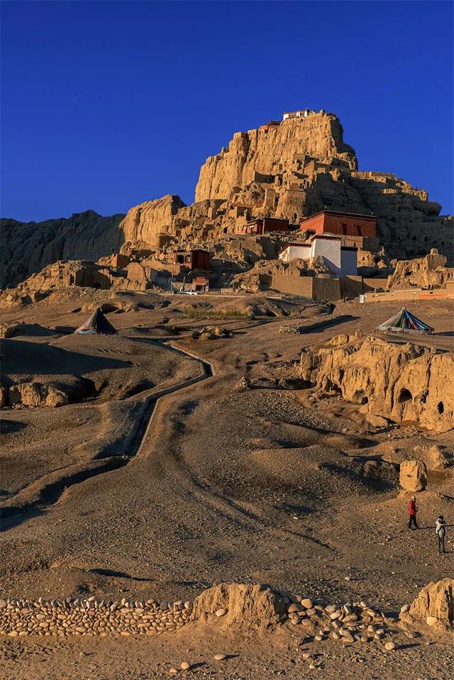 108天，35000公里，在地图画一个圈，三万里山河归来，此生无憾！