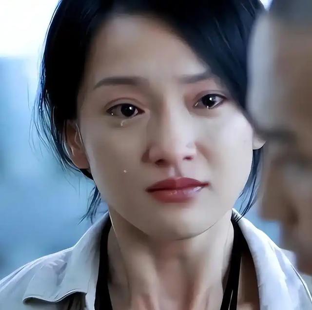 钱再多有什么用？51岁周迅的现状，给所有中年女性提了个醒