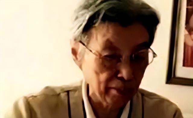 毛主席逝世1年后，谢静宜被开除党籍后直言：我永远是党的女儿！