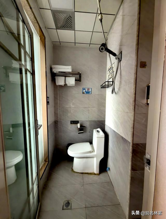 自驾新疆22天，住宿总花费6032元，我都住了哪些酒店，经验分享