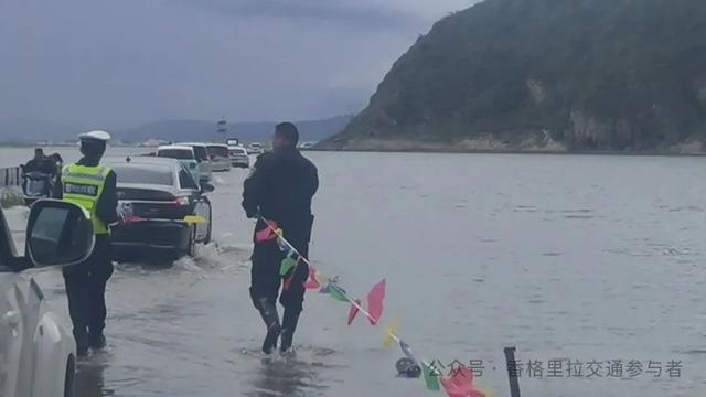 绝美！云南“水上公路”网红景观再现，交警紧急提醒→