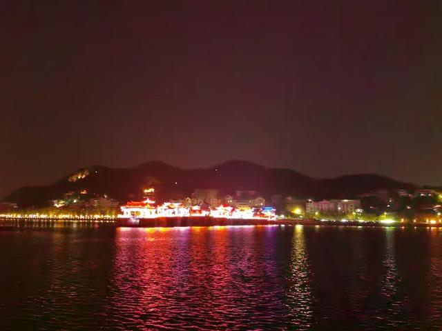 广济桥灯光秀 潮州的历史与浪漫