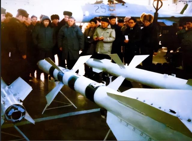 美媒：中国在超级大国垮台前购入顶级战机	，抓住了赶美超俄的契机